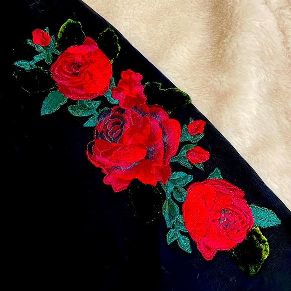 NWT *Dolce & Gabbana* black roses lounge pants size 46 - Picture 3 of 12